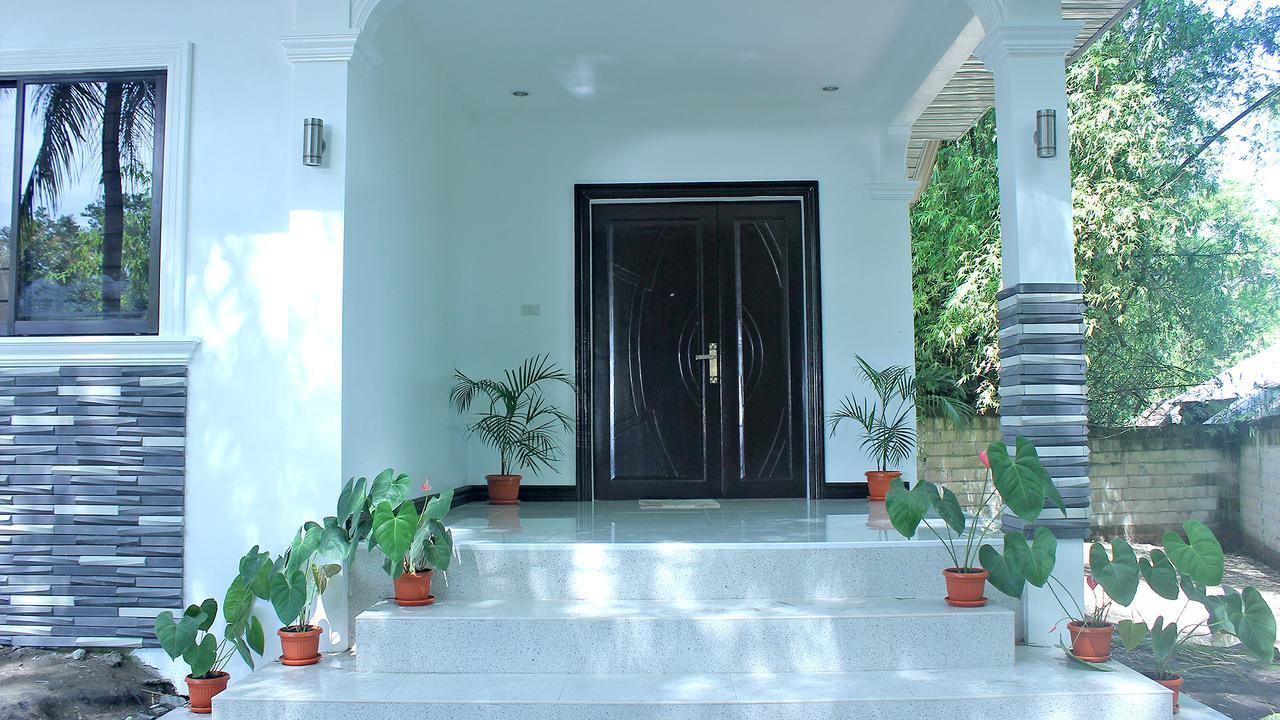 Hanella'S Place Bacong  Luaran gambar